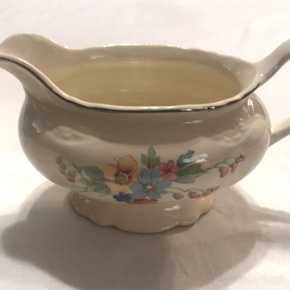 Homer Laughlin Virginia Rose Sugar and Creamer